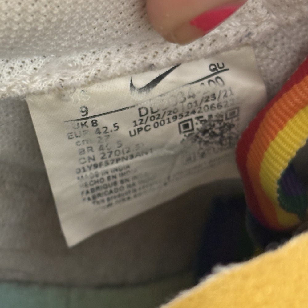 Nike Blazer Low '77 Be True Shoes Men's 9 White Rainbow LGBTQ Pride DD3034-100 - Picture 9 of 9